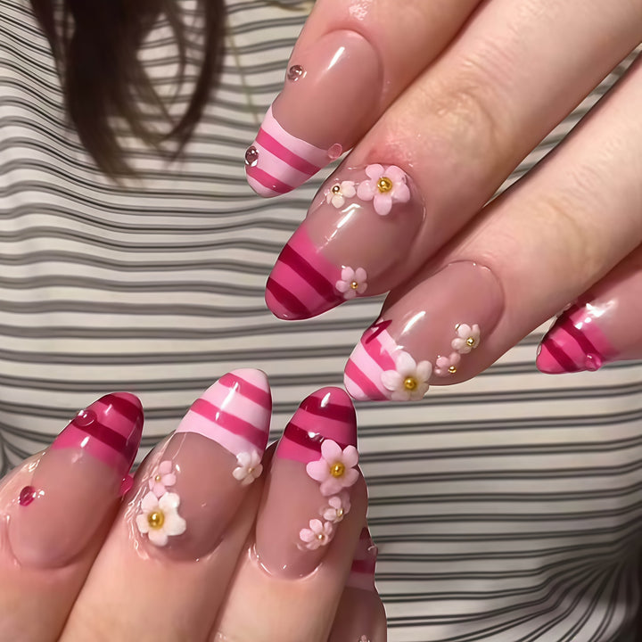 Elegant Floral Nail Art Kalsten
