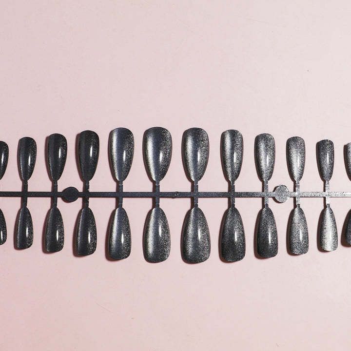 Premium Shimmering Press-On Nail Set Kalsten