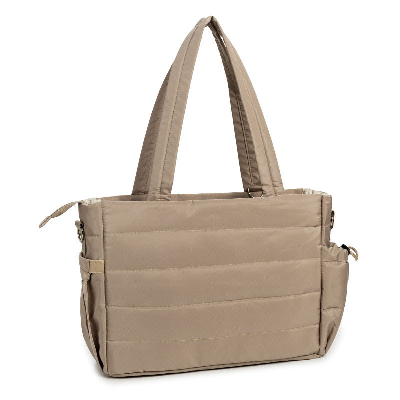 Fashionable Tote Bag with Spacious Compartments and Insulating Interior Kalsten