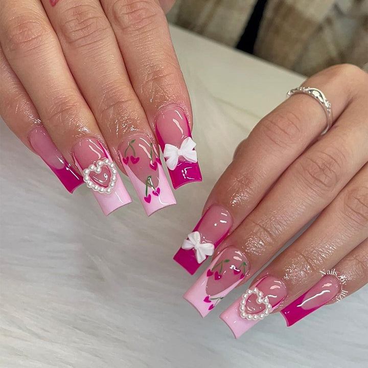 Artificial nail set with romantic floral designs Kalsten