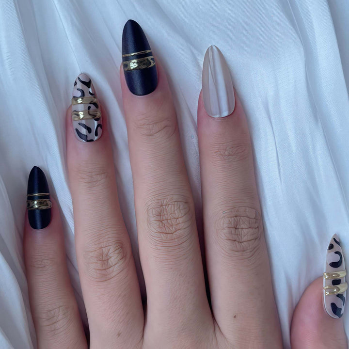 Artistic Press-On Nail Set with Contemporary Patterns Kalsten
