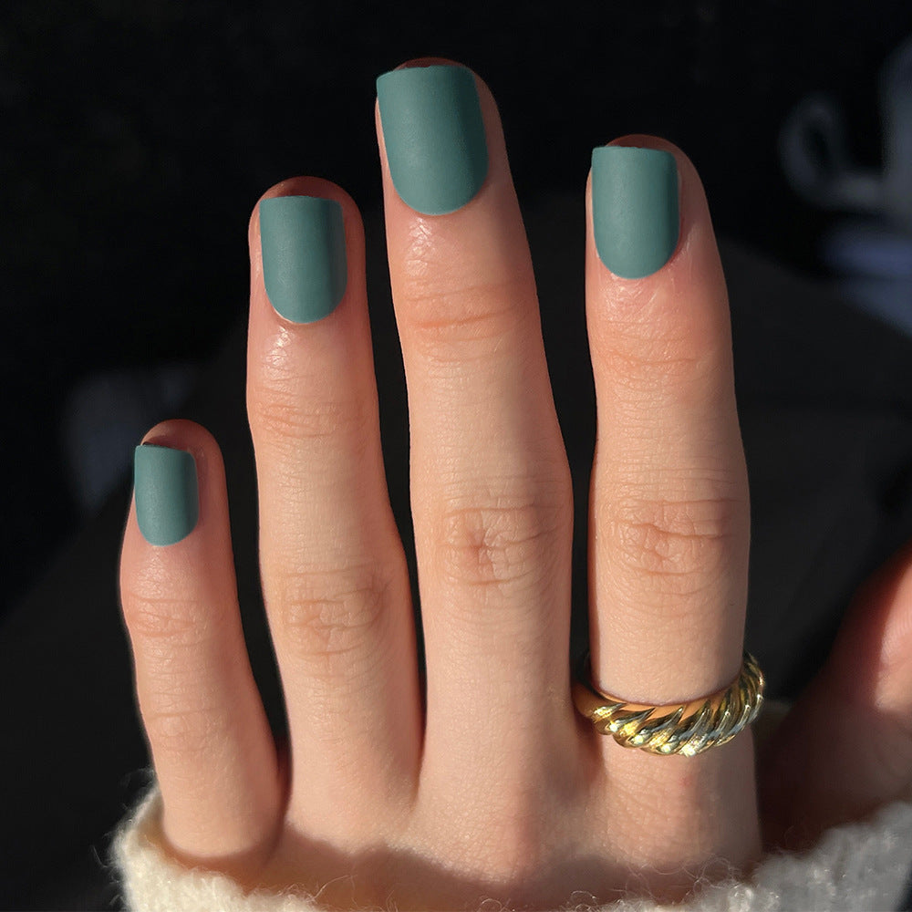 Artificial nail art with matte finish Kalsten
