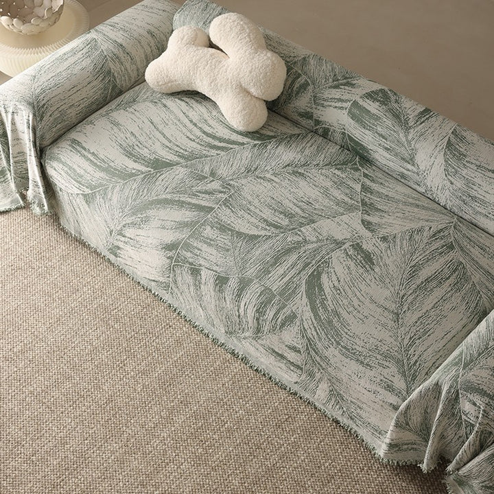 Artistic Leaf Pattern Throw Blanket