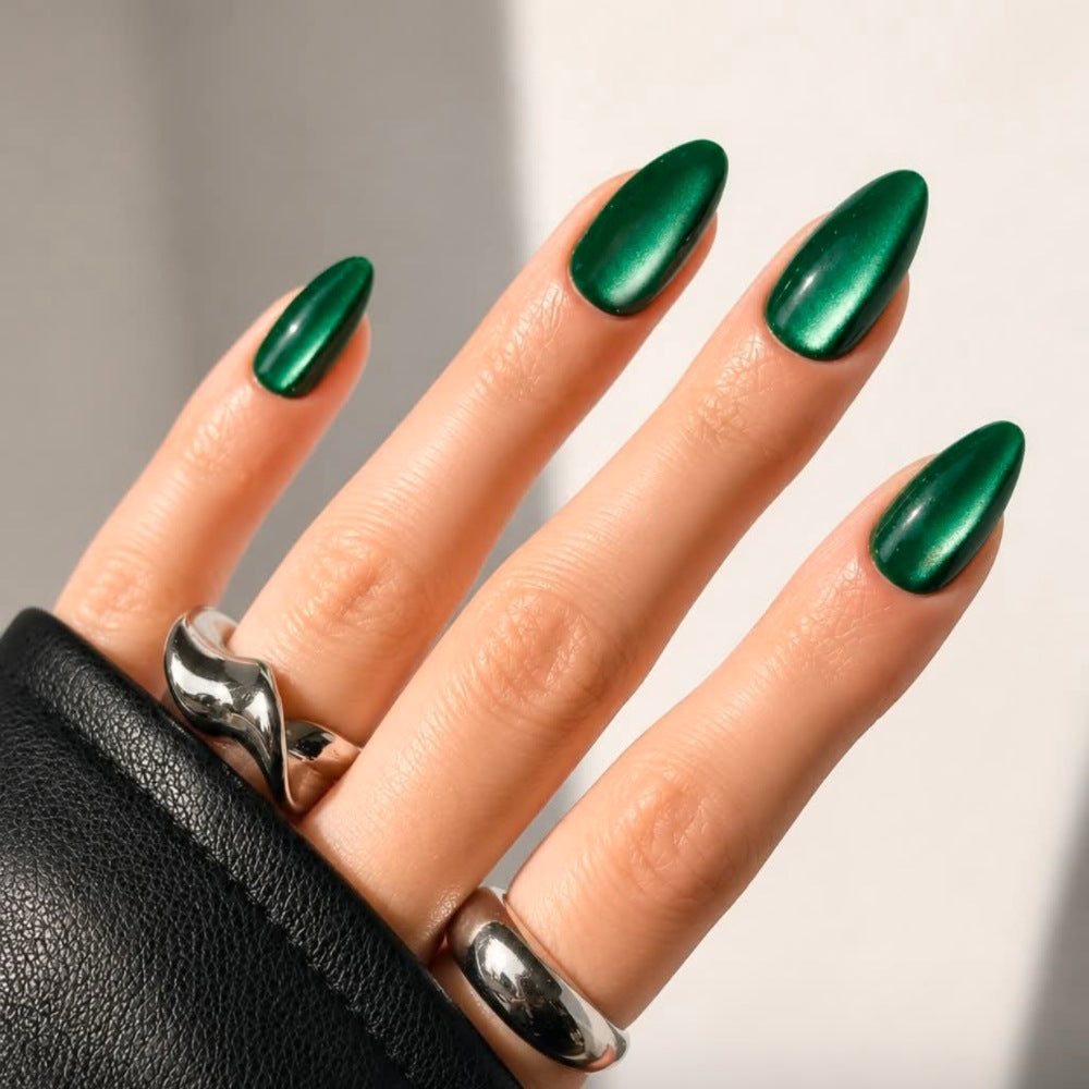 High-quality artificial nails with glossy surface Kalsten