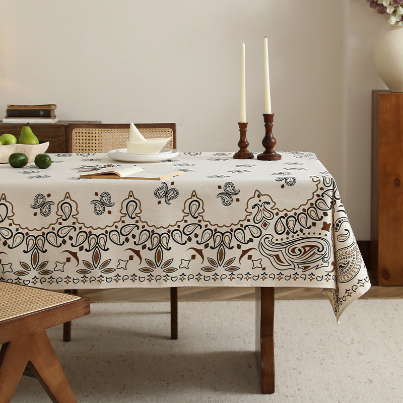Printed rectangular tablecloth made of cotton blend with paisley border Kalsten