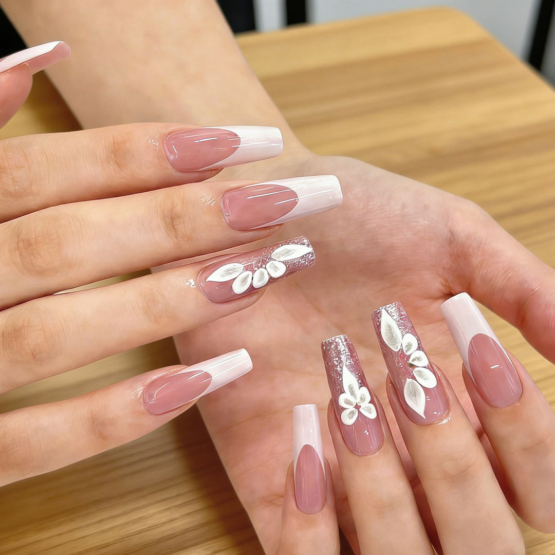 Elegant Floral Design Press-On Nails Kalsten