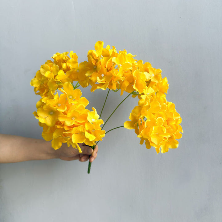 Elegant Floral Arrangement