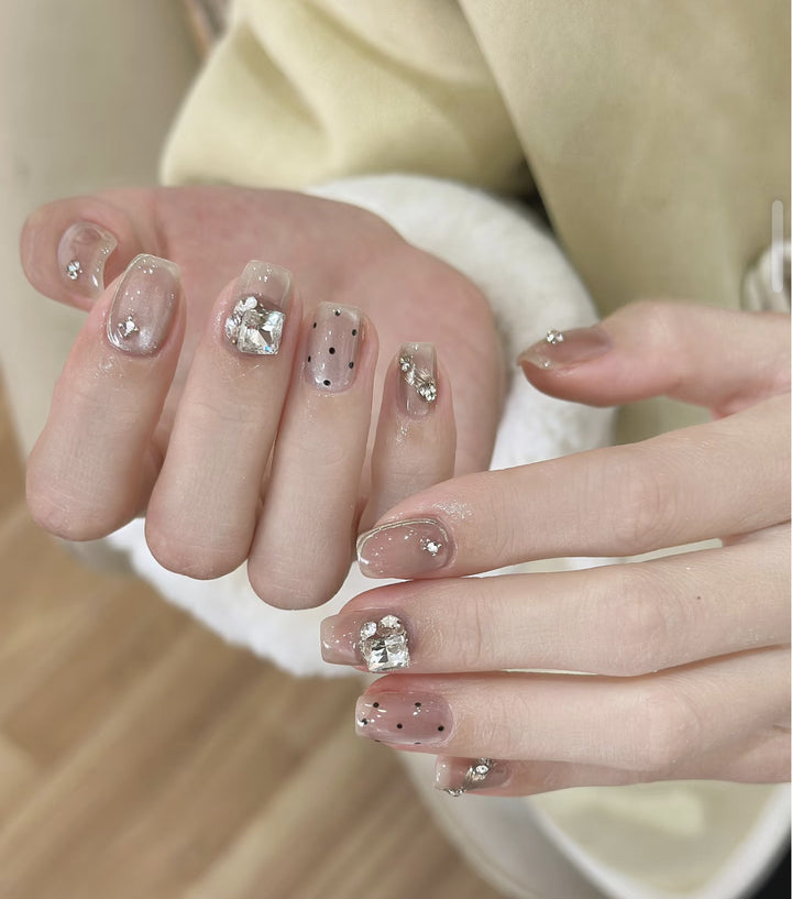 Artistic Floral and Gemstone Press-On Nails Kalsten