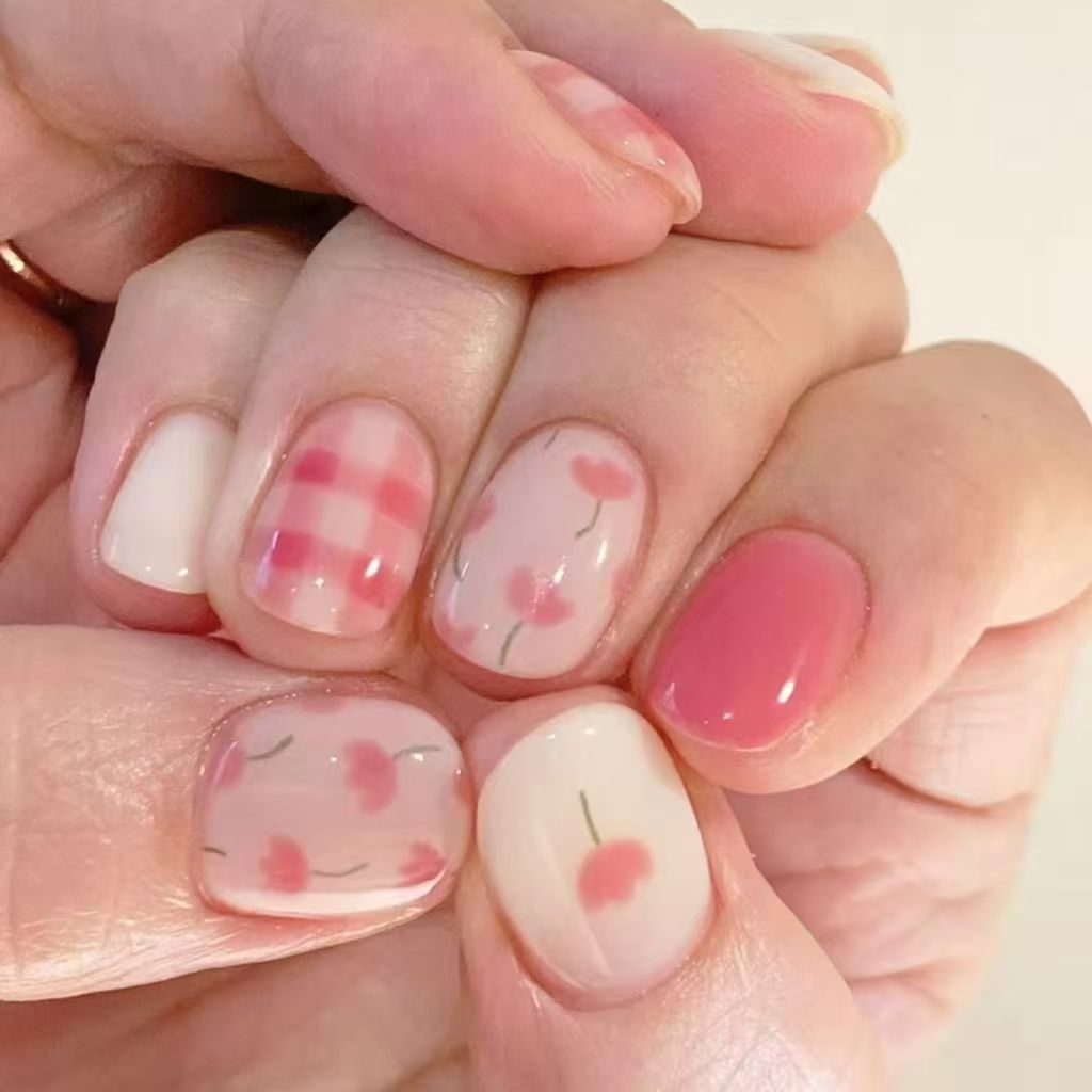Artistic Cat-Themed Press-On Nail Art Set Kalsten