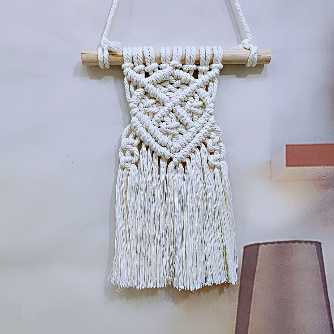 Decorative Macrame Wall Hanging Kalsten