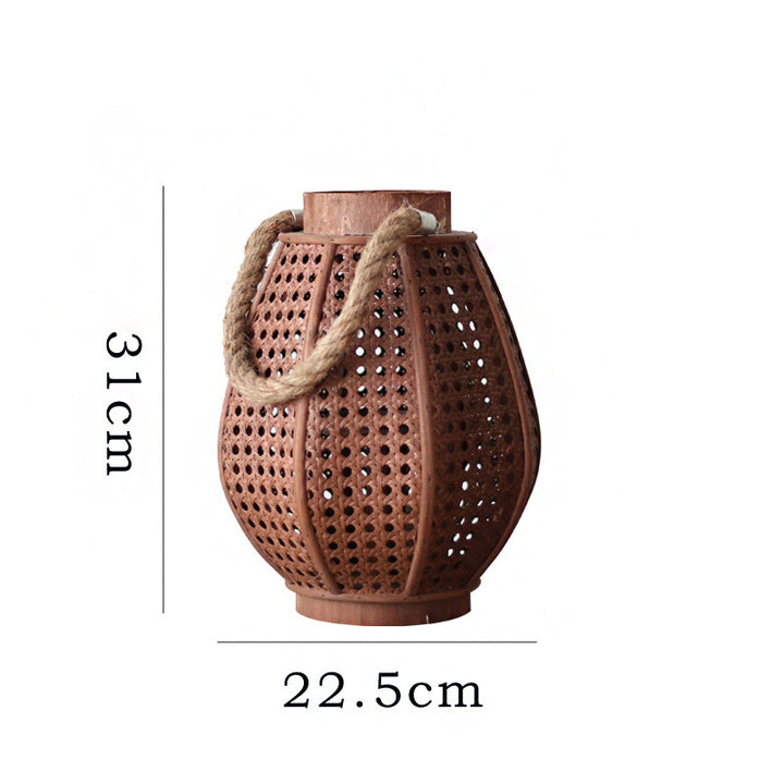 Decorative lantern holder made of natural material Kalsten