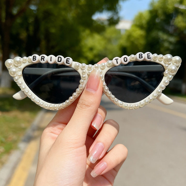Fun-Themed Cat-Eye Sunglasses Kalsten