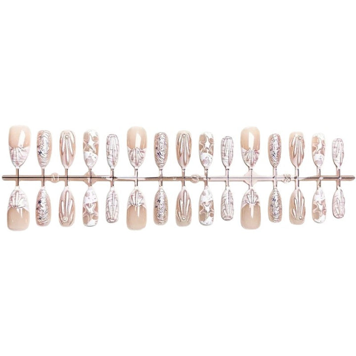 Artful Nail Design with elegant 3D motifs Kalsten