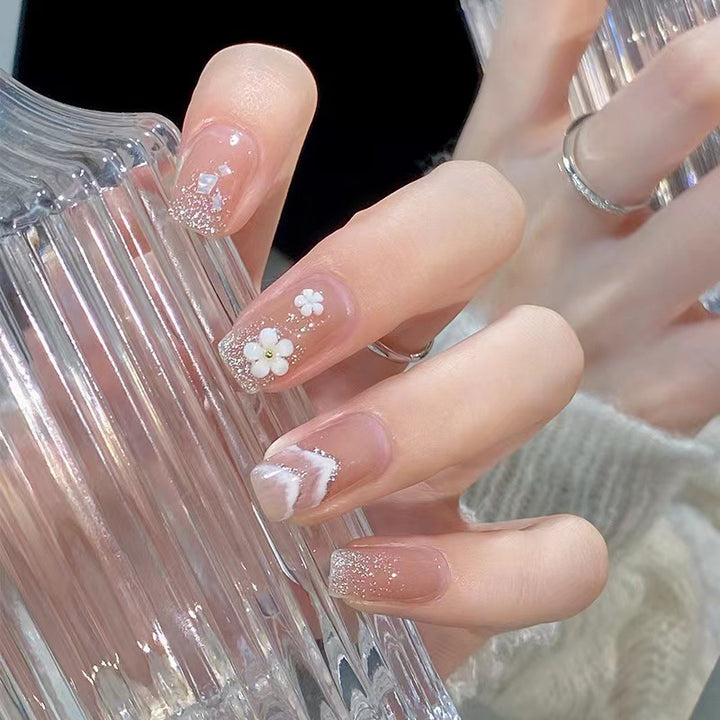 Artistic Nail Art Kalsten
