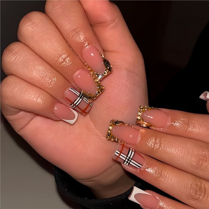 Decorative Press-On Nail Art with Gold Accents Kalsten