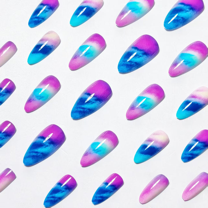 Creative Artificial Nails in Modern Ombre Design Kalsten