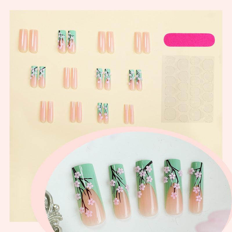 Artificial nail set with delicate flower and natural tones Kalsten