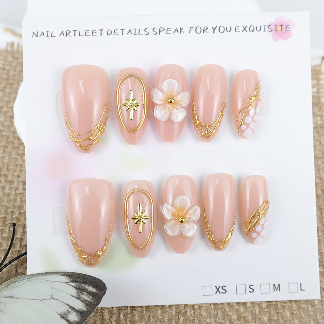 Artificial nail set with elegant flower and gold decorations Kalsten