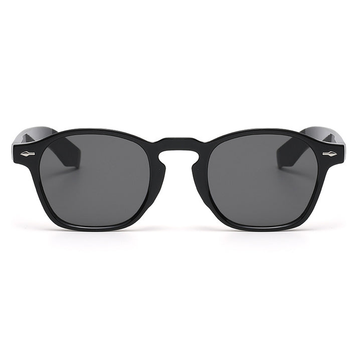 Women rebellious retro-inspired sunglasses Kalsten