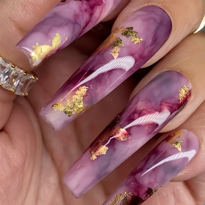 Elegant artificial nails with glitter accents Kalsten