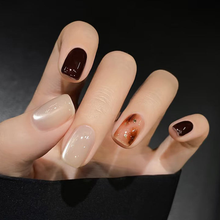 Stylish Press-On Nail Set with Elegant Floral Accents Kalsten