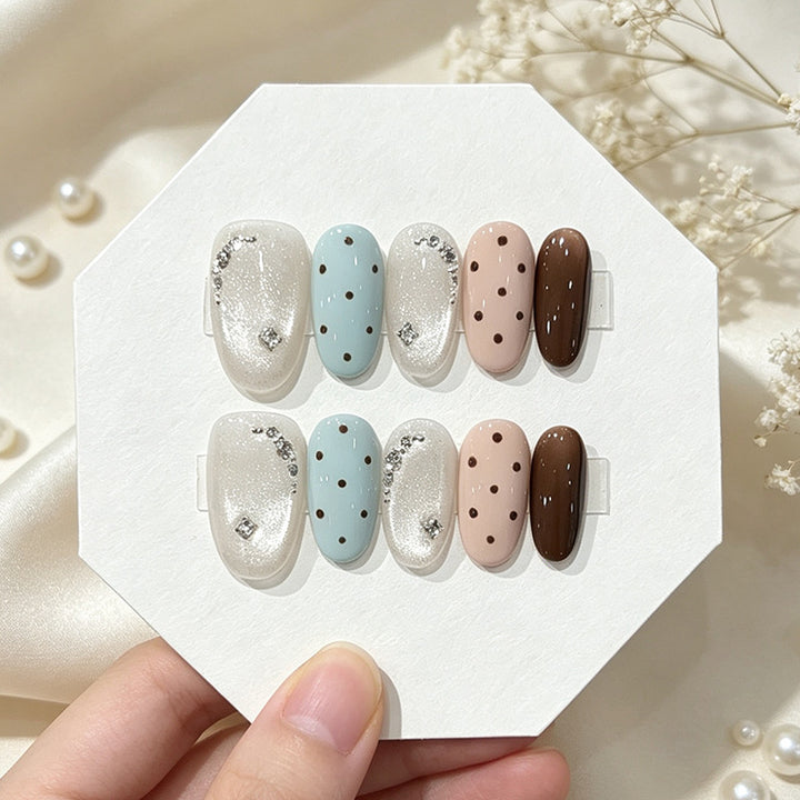 Luxury Decorative Press-On Nail Set Kalsten