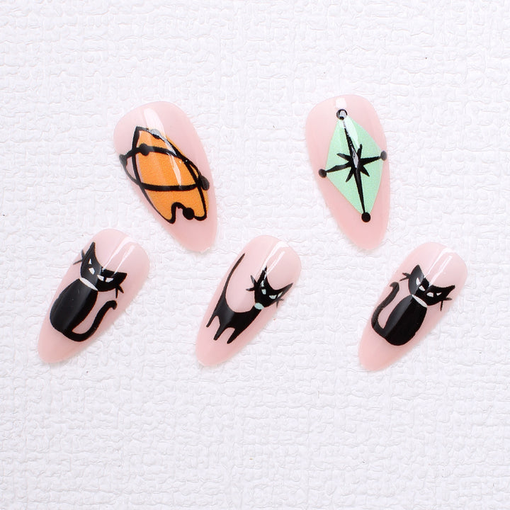 Artificial nail set with artistic Halloween designs Kalsten