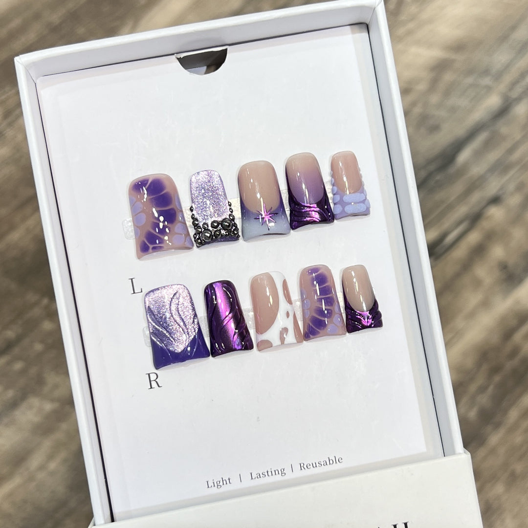 Playful Cartoon-Themed Press-On Nail Set Kalsten