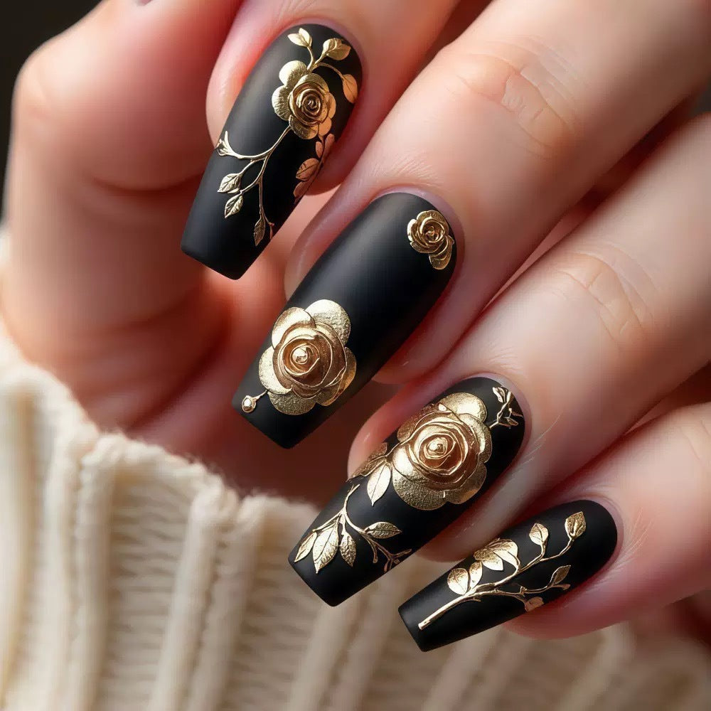 Artificial nail set with elegant golden rose decorations Kalsten