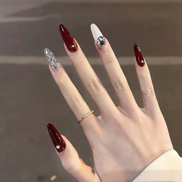 Glossy Decorative Press-On Nails Set Kalsten