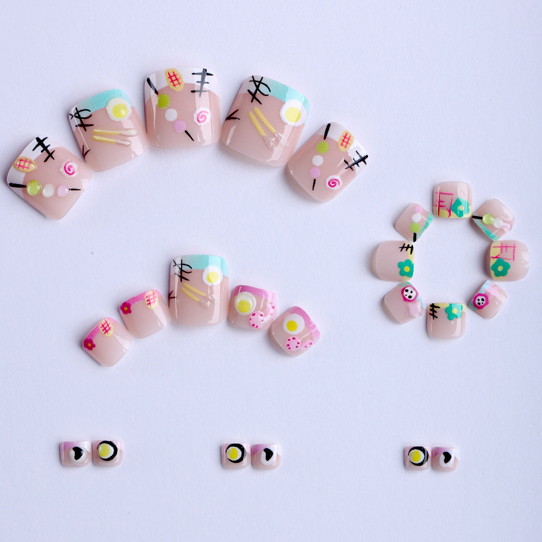Artistic toenails with creative motifs Kalsten
