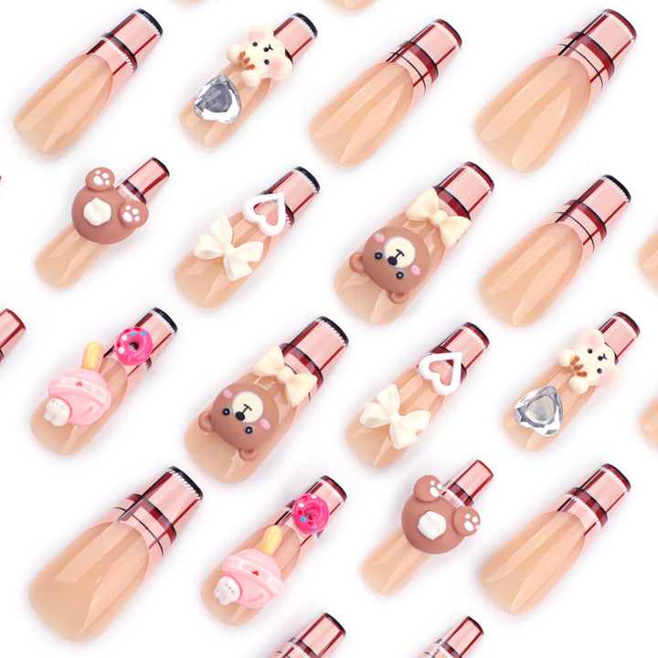 Artificial nail art with cute animal and candy motifs Kalsten