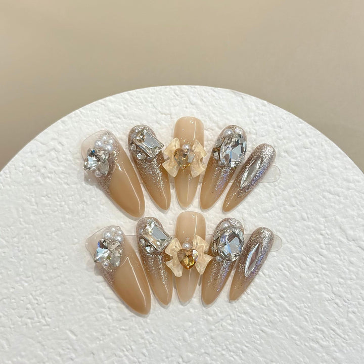 Stylish Decorative Press-On Nail Art Set