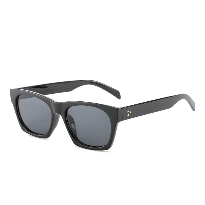 Retro-Inspired Chunky Sunglasses Kalsten