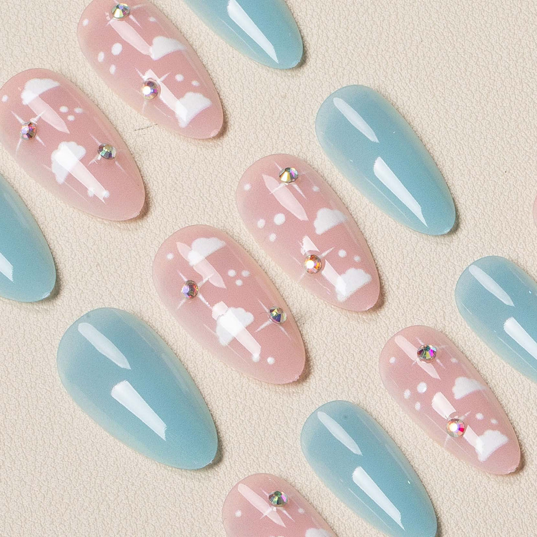 Artistic Cloud-Themed Press-On Nail Set
