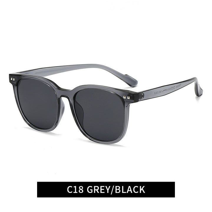 Women timeless sunglasses in modern rectangular design Kalsten