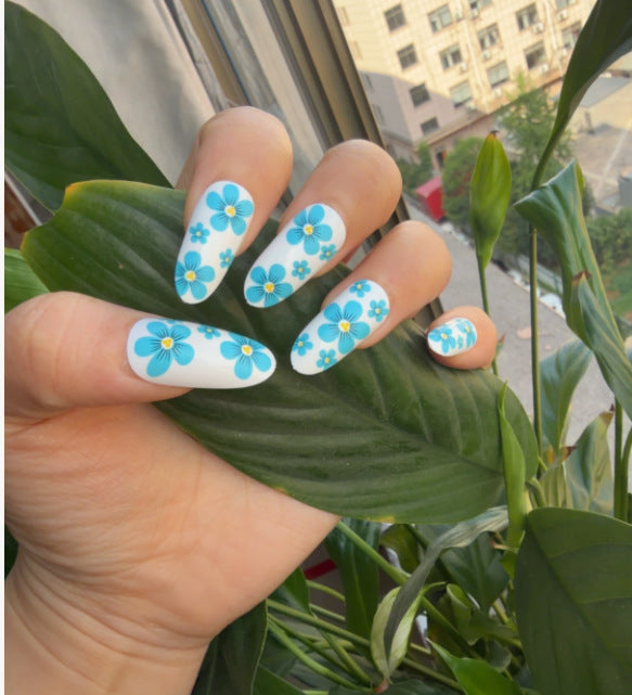 Artistic Almond-Shaped Press-On Nails Set with Metallic Accents Kalsten
