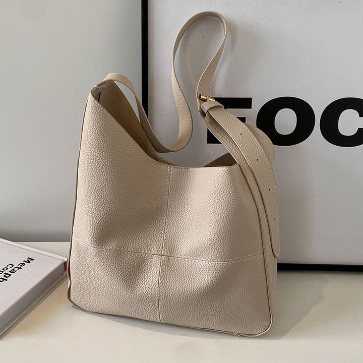 Leather Handbag with Teddy Charm