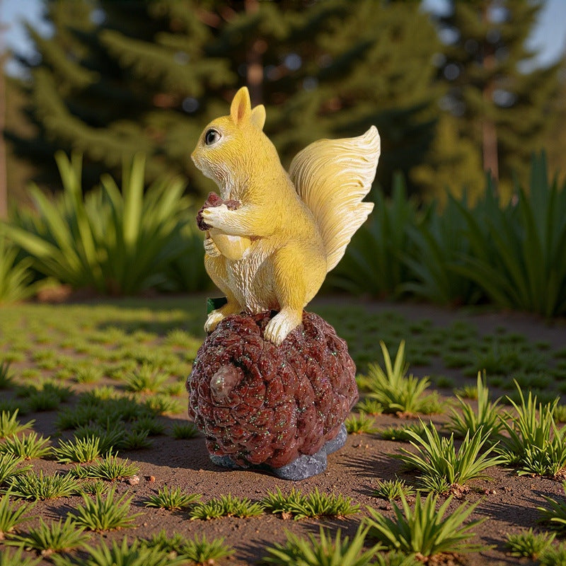 Decorative squirrel sculpture on a cone Kalsten