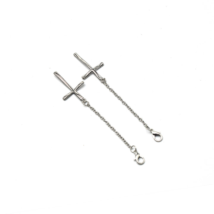 Elegant Cross-Design Chain Eyewear Holder Kalsten