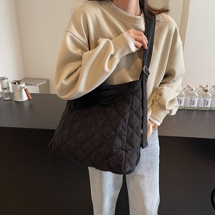 Quilted Soft Fabric Shoulder Bag Kalsten