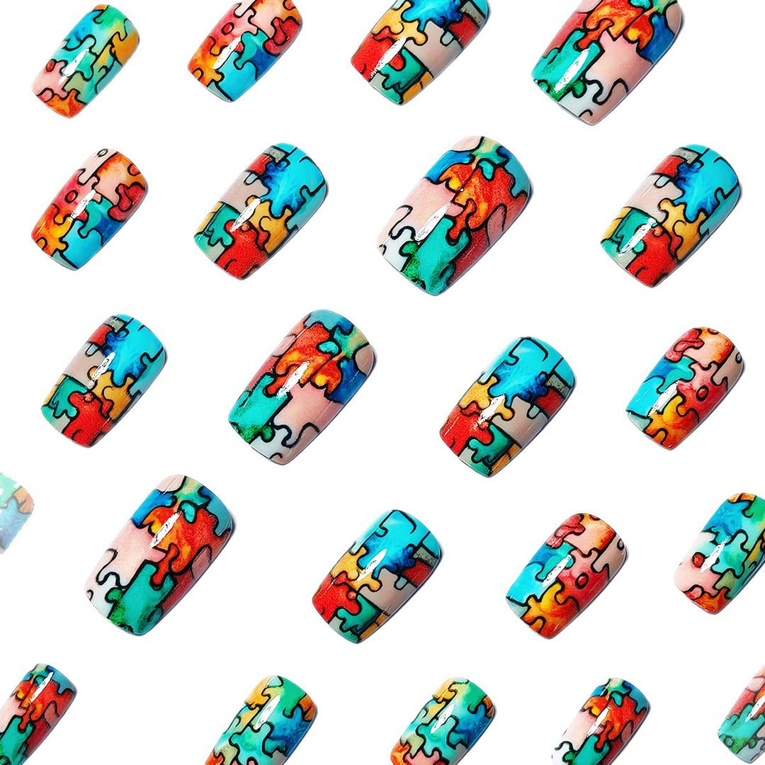 Art nails with creative puzzle pattern Kalsten