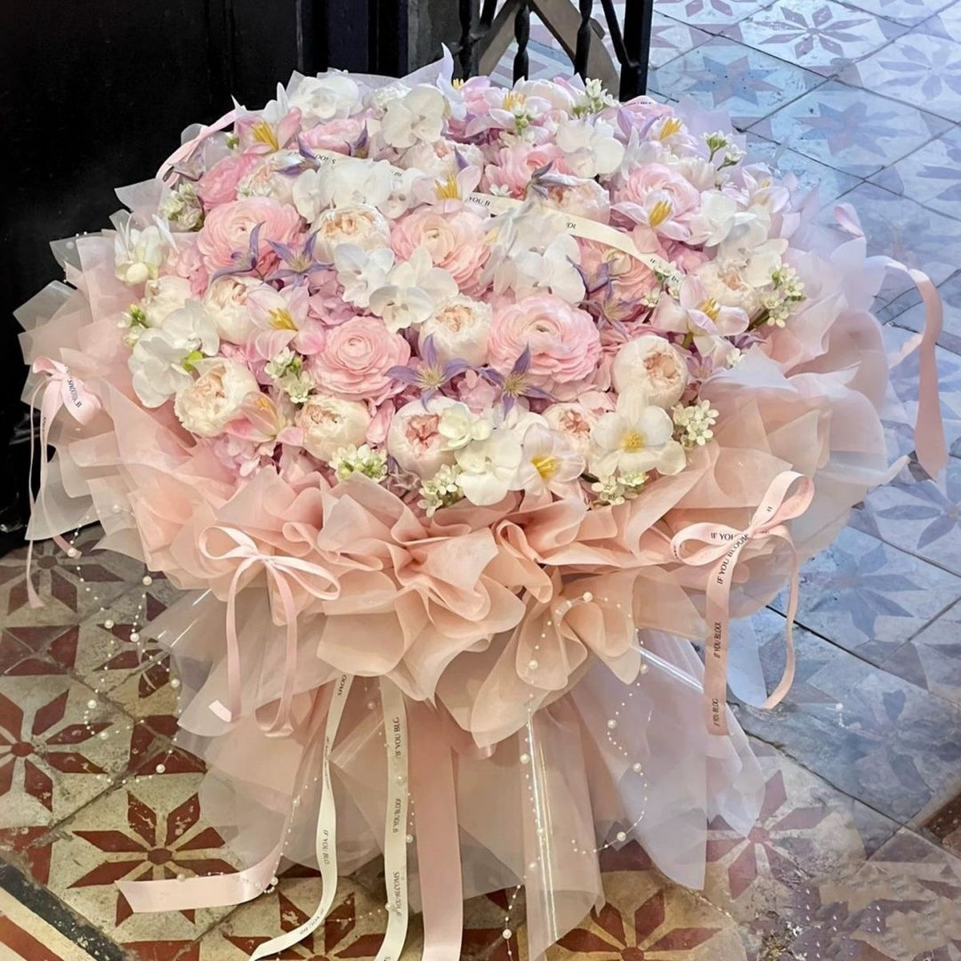 Exquisite Floral Bouquet Arrangement