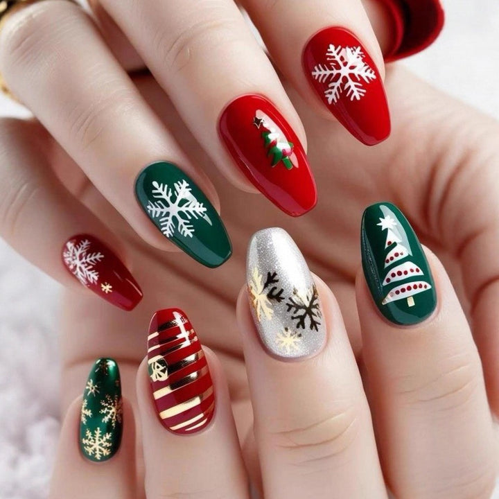 Artificial Nails in Modern Tribal Design Kalsten