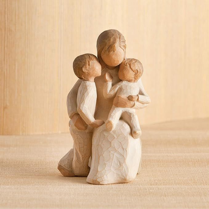 Emotional Family Bond Figurine Kalsten