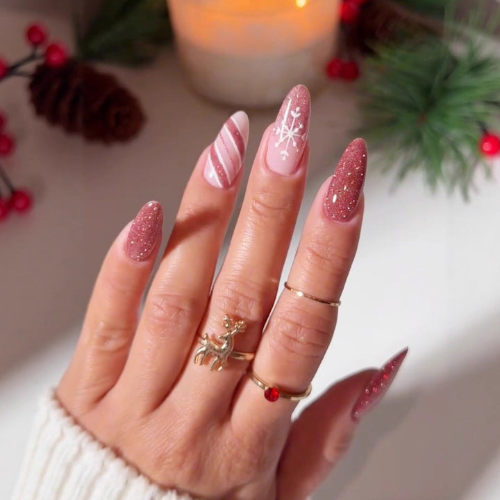 Acrylic nail set with sparkling Christmas design Kalsten