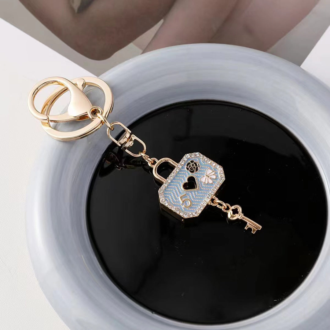 Heart-Shaped Crystal Keychain Kalsten