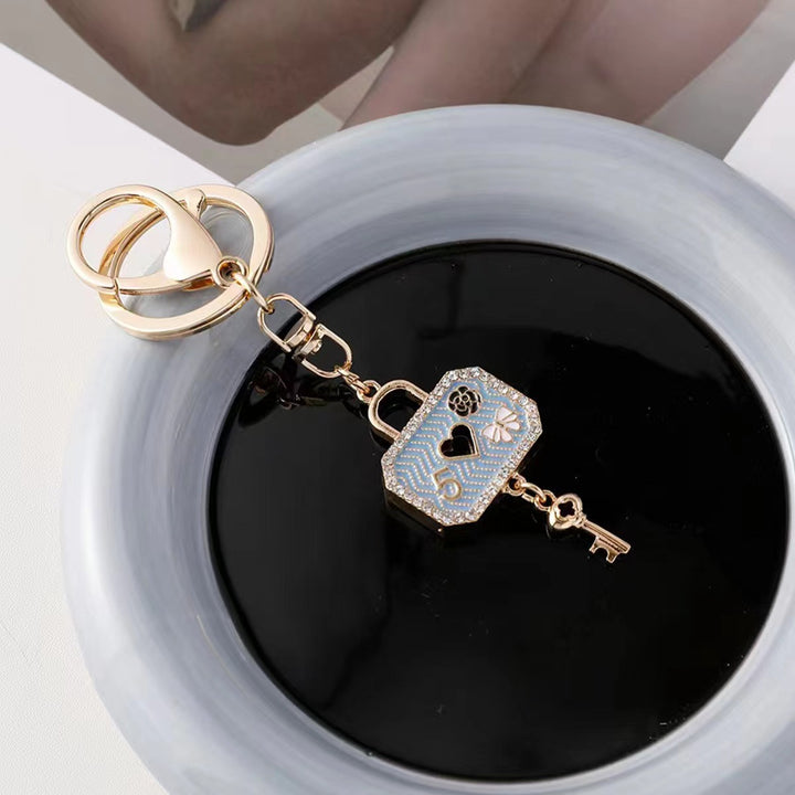 Heart-Shaped Crystal Keychain Kalsten