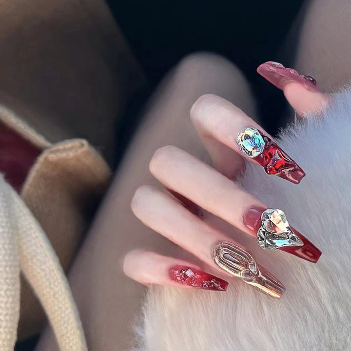 Glamorous Decorative Press-On Nails Set