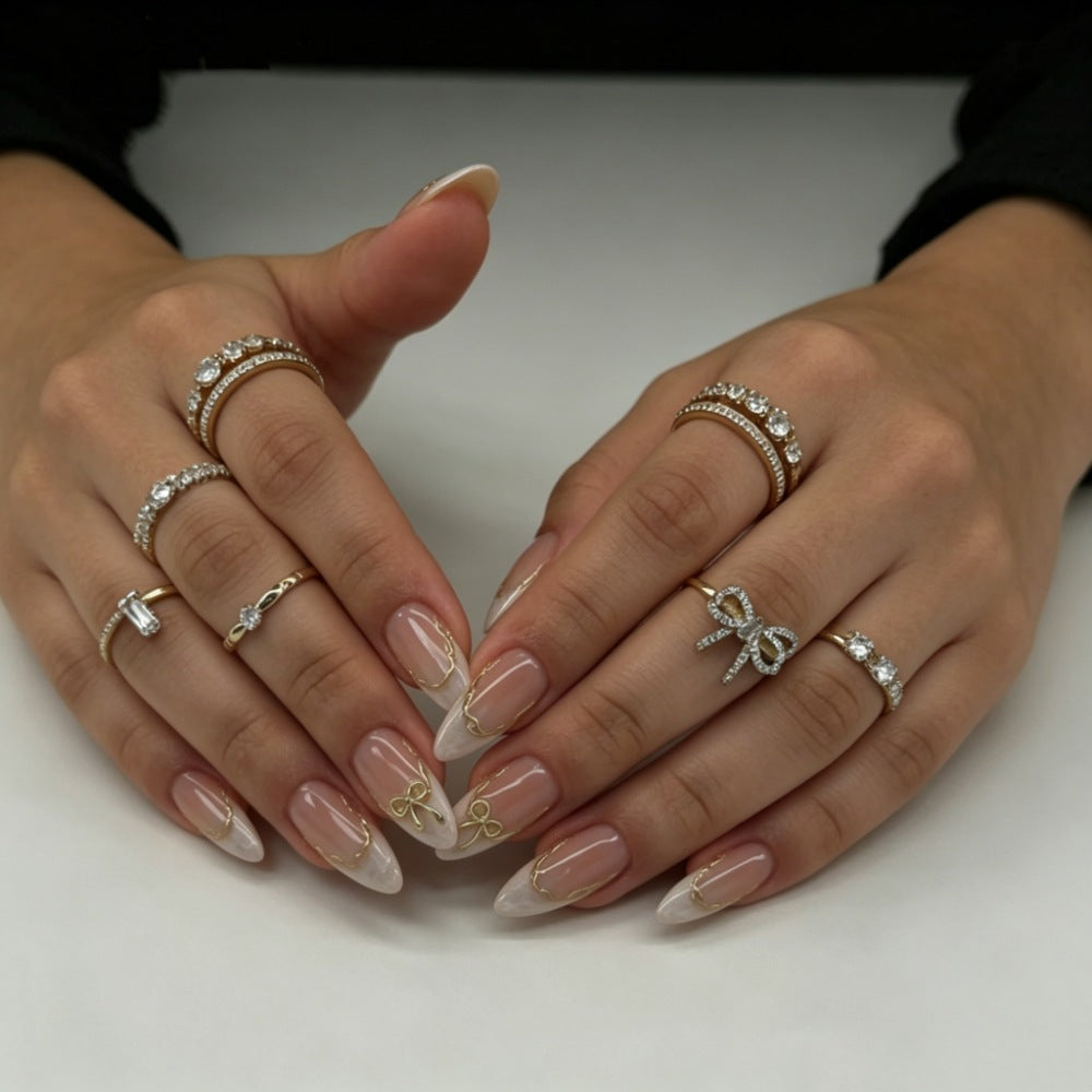 Elegant Press-On Nail Set with Gold Accents Kalsten